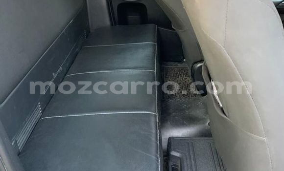 Comprar Usado Toyota Hiluxe Revo Branco Carro em Maputo em Maputo Comprar Usado Toyota Hiluxe Revo Branco Carro em Maputo em Maputo