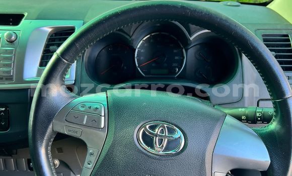 Buy Used Toyota Hilux White Car in Maputo in Maputo Buy Used Toyota Hilux White Car in Maputo in Maputo