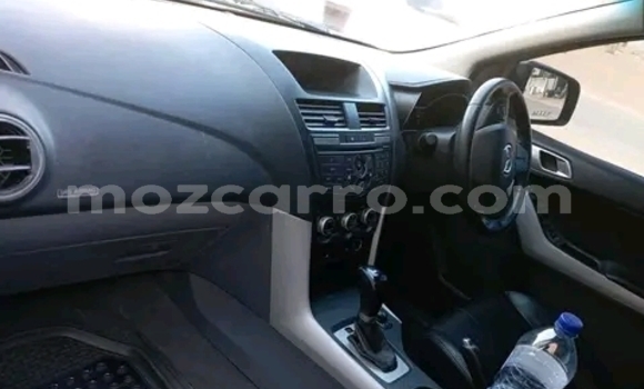 Tenga Tsaru Mazda BT-50 Tsvuku Mota in Maputo in Maputo Tenga Tsaru Mazda BT-50 Tsvuku Mota in Maputo in Maputo