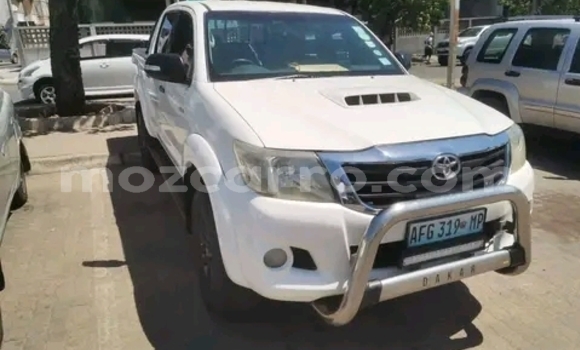 Comprar Usado Toyota Hilux Branco Carro em Maputo em Maputo Comprar Usado Toyota Hilux Branco Carro em Maputo em Maputo