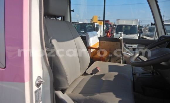 Comprar Usado Toyota Coaster De outros Carro em Maputo em Maputo Comprar Usado Toyota Coaster De outros Carro em Maputo em Maputo