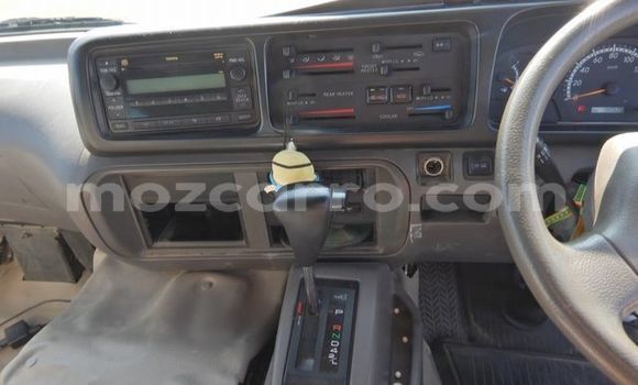Comprar Usado Toyota Coaster De outros Carro em Maputo em Maputo Comprar Usado Toyota Coaster De outros Carro em Maputo em Maputo