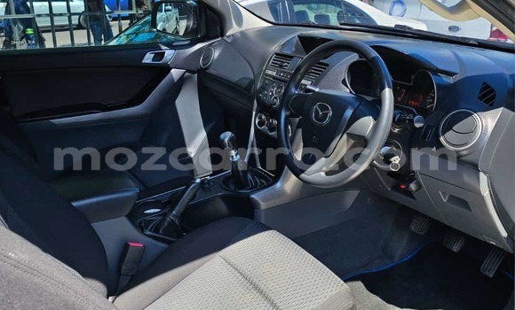 Comprar Usado Mazda BT-50 De outros Carro em Maputo em Maputo Comprar Usado Mazda BT-50 De outros Carro em Maputo em Maputo