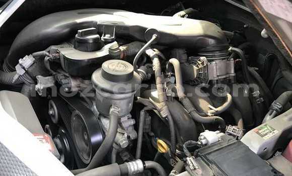 Nunua Ilio tumika Toyota Hiace Fedha Gari ndani ya Maputo nchini Maputo Nunua Ilio tumika Toyota Hiace Fedha Gari ndani ya Maputo nchini Maputo