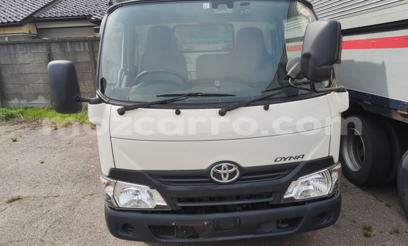 Comprar Usado Toyota Dyna Branco Carro em Maputo em Maputo Comprar Usado Toyota Dyna Branco Carro em Maputo em Maputo