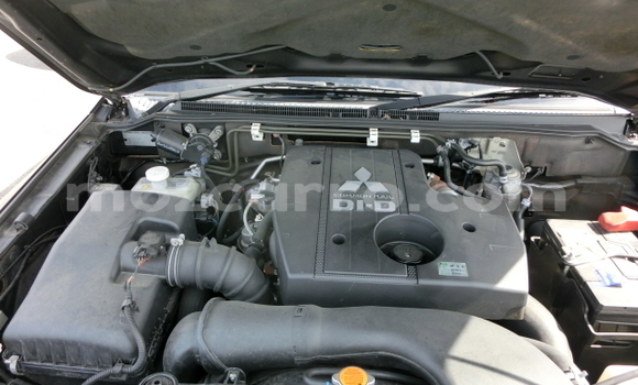 Comprar Usado Mitsubishi Pajero De outros Carro em Maputo em Maputo Comprar Usado Mitsubishi Pajero De outros Carro em Maputo em Maputo