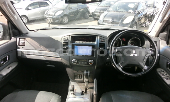 Comprar Usado Mitsubishi Pajero De outros Carro em Maputo em Maputo Comprar Usado Mitsubishi Pajero De outros Carro em Maputo em Maputo