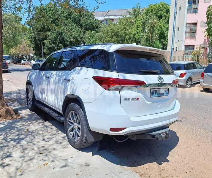 Big with watermark toyota fortuner maputo maputo 18215