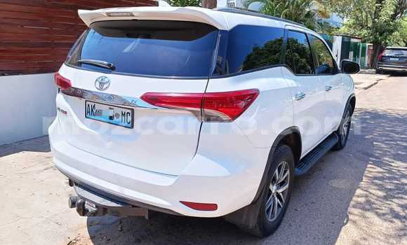 Buy Used Toyota Fortuner White Car in Maputo in Maputo Buy Used Toyota Fortuner White Car in Maputo in Maputo