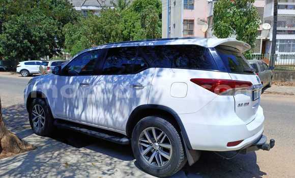 Buy Used Toyota Fortuner White Car in Maputo in Maputo Buy Used Toyota Fortuner White Car in Maputo in Maputo