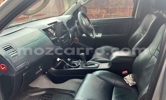 Buy Used Toyota Hilux Silver Car in Maputo in Maputo Buy Used Toyota Hilux Silver Car in Maputo in Maputo