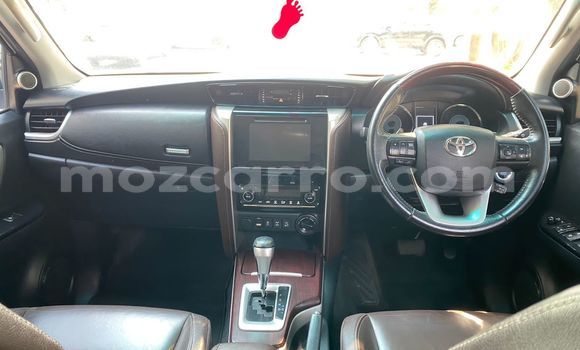 Buy Used Toyota Fortuner White Car in Maputo in Maputo Buy Used Toyota Fortuner White Car in Maputo in Maputo