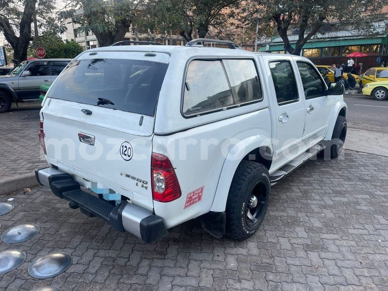 Big with watermark isuzu kb maputo maputo 18231