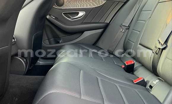 Tenga Tsaru Mercedes‒Benz C-Class Nhema Mota in Maputo in Maputo Tenga Tsaru Mercedes‒Benz C-Class Nhema Mota in Maputo in Maputo