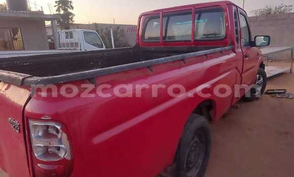 Nunua Ilio tumika Mahindra Scorpio Nyekundu Gari ndani ya Maputo nchini Maputo Nunua Ilio tumika Mahindra Scorpio Nyekundu Gari ndani ya Maputo nchini Maputo