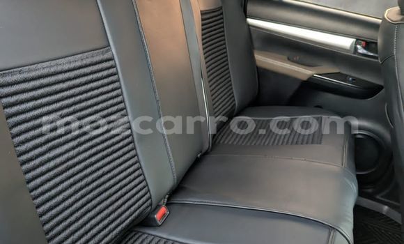 Comprar Usado Toyota Hiluxe Revo Branco Carro em Maputo em Maputo Comprar Usado Toyota Hiluxe Revo Branco Carro em Maputo em Maputo