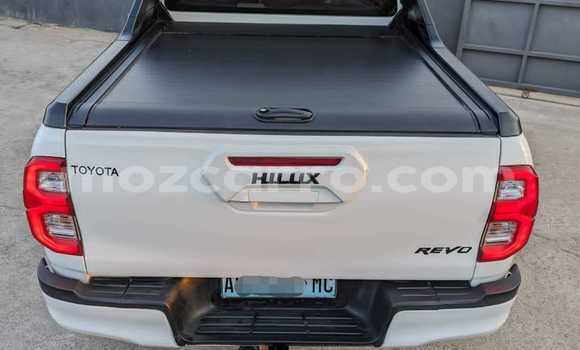 Nunua Ilio tumika Toyota Hiluxe Revo Nyeupe Gari ndani ya Maputo nchini Maputo Nunua Ilio tumika Toyota Hiluxe Revo Nyeupe Gari ndani ya Maputo nchini Maputo