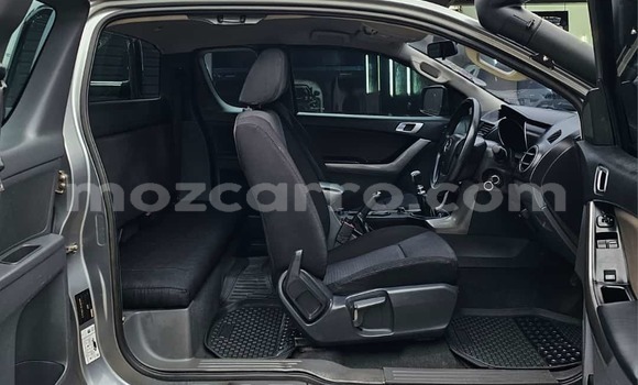 Tenga Tsaru Mazda BT-50 Zvimwe Mota in Maputo in Maputo Tenga Tsaru Mazda BT-50 Zvimwe Mota in Maputo in Maputo