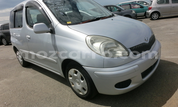 Comprar Usado Toyota FunCargo Prata Carro em Maputo em Maputo Comprar Usado Toyota FunCargo Prata Carro em Maputo em Maputo