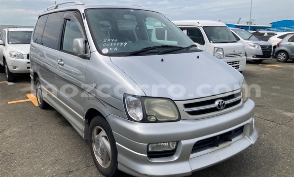 Comprar Usado Toyota Noah Prata Carro em Maputo em Maputo Comprar Usado Toyota Noah Prata Carro em Maputo em Maputo