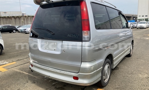 Comprar Usado Toyota Noah Prata Carro em Maputo em Maputo Comprar Usado Toyota Noah Prata Carro em Maputo em Maputo
