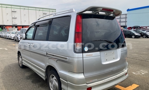 Comprar Usado Toyota Noah Prata Carro em Maputo em Maputo Comprar Usado Toyota Noah Prata Carro em Maputo em Maputo
