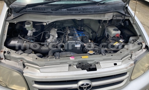 Comprar Usado Toyota Noah Prata Carro em Maputo em Maputo Comprar Usado Toyota Noah Prata Carro em Maputo em Maputo