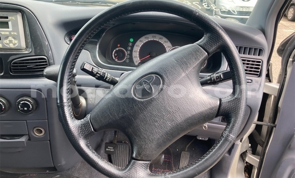 Comprar Usado Toyota Noah Prata Carro em Maputo em Maputo Comprar Usado Toyota Noah Prata Carro em Maputo em Maputo