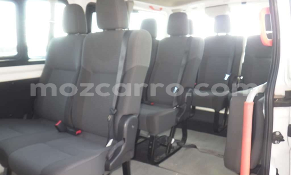 Comprar Usado Nissan Caravan Branco Carro em Maputo em Maputo Comprar Usado Nissan Caravan Branco Carro em Maputo em Maputo