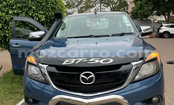 Comprar Usado Mazda BT-50 Azul Carro em Maputo em Maputo Comprar Usado Mazda BT-50 Azul Carro em Maputo em Maputo