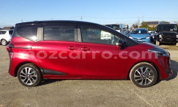 Nunua Ilio tumika Toyota Sienta Nyekundu Gari ndani ya Maputo nchini Maputo