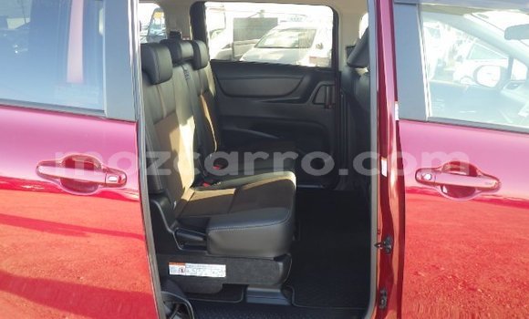 Buy Used Toyota Sienta Red Car in Maputo in Maputo Buy Used Toyota Sienta Red Car in Maputo in Maputo