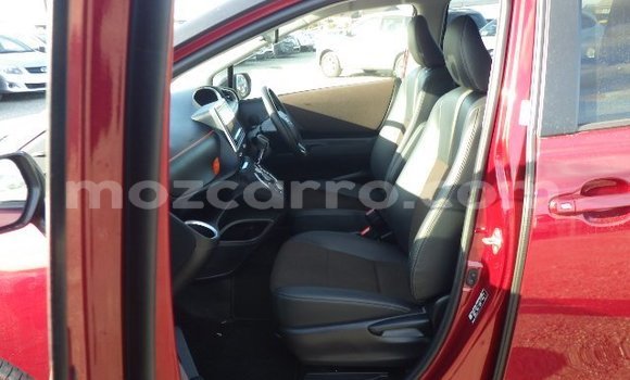 Buy Used Toyota Sienta Red Car in Maputo in Maputo Buy Used Toyota Sienta Red Car in Maputo in Maputo