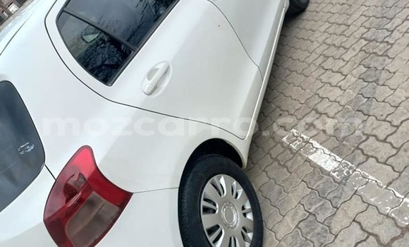 Tenga Tsaru Toyota Vitz Zvimwe Mota in Maputo in Maputo Tenga Tsaru Toyota Vitz Zvimwe Mota in Maputo in Maputo