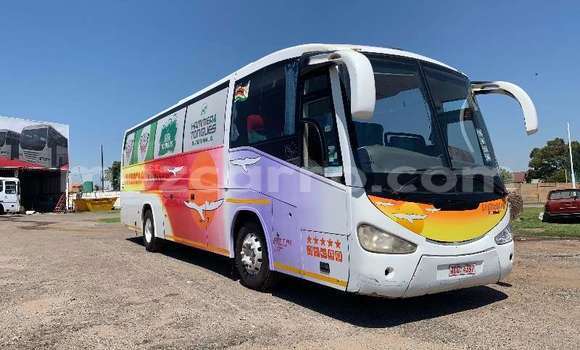 Buy Used Volvo F4 White Truck in Maputo in Maputo Buy Used Volvo F4 White Truck in Maputo in Maputo