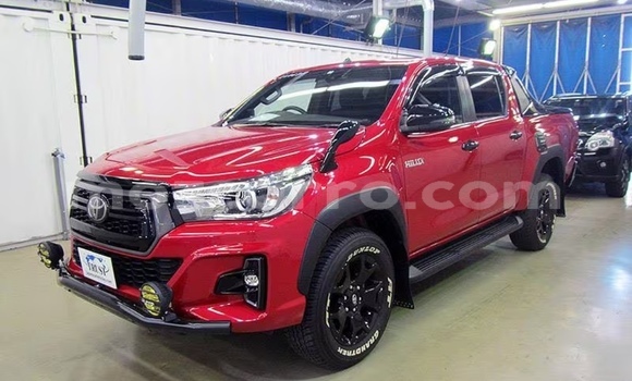 Tenga Tsaru Toyota Hilux Tsvuku Mota in Maputo in Maputo