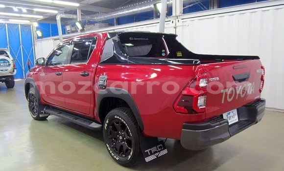 Tenga Tsaru Toyota Hilux Tsvuku Mota in Maputo in Maputo Tenga Tsaru Toyota Hilux Tsvuku Mota in Maputo in Maputo