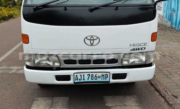 Comprar Usado Toyota Dyna Branco Carro em Maputo em Maputo Comprar Usado Toyota Dyna Branco Carro em Maputo em Maputo