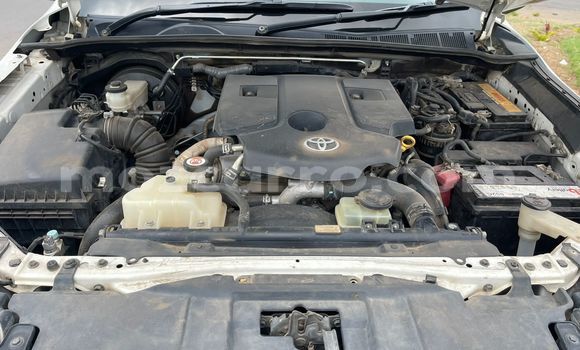 Nunua Ilio tumika Toyota Hiluxe Revo Nyeupe Gari ndani ya Maputo nchini Maputo Nunua Ilio tumika Toyota Hiluxe Revo Nyeupe Gari ndani ya Maputo nchini Maputo