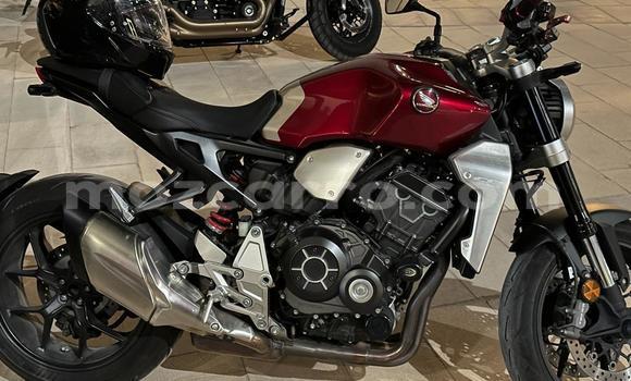 Comprar Usado Honda CB Vermelho Moto em Maputo em Maputo