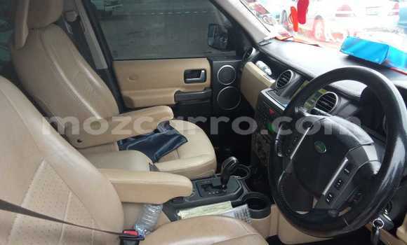 Nunua Ilio tumika Land Rover Discovery Nyeupe Gari ndani ya Maputo nchini Maputo Nunua Ilio tumika Land Rover Discovery Nyeupe Gari ndani ya Maputo nchini Maputo