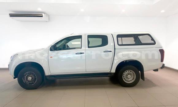 Buy Used Isuzu KB White Car in Maputo in Maputo Buy Used Isuzu KB White Car in Maputo in Maputo