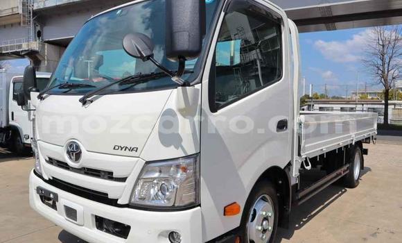 Buy Used Toyota Dyna White Car in Inhambane in Inhambane Buy Used Toyota Dyna White Car in Inhambane in Inhambane