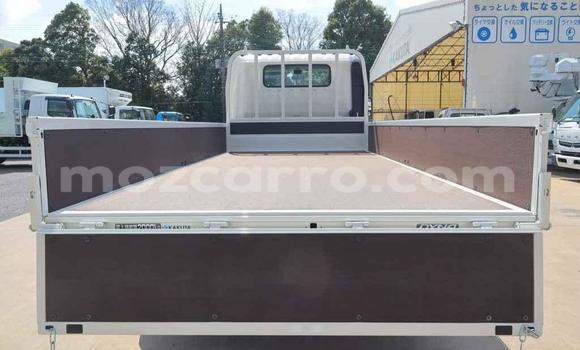 Buy Used Toyota Dyna White Car in Inhambane in Inhambane Buy Used Toyota Dyna White Car in Inhambane in Inhambane