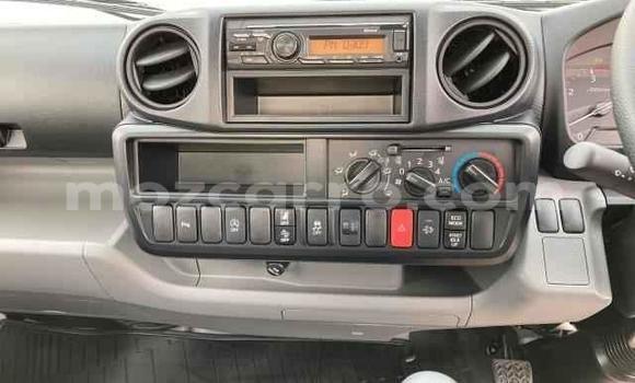 Nunua Ilio tumika Toyota Dyna Nyeupe Gari ndani ya Maputo nchini Maputo Nunua Ilio tumika Toyota Dyna Nyeupe Gari ndani ya Maputo nchini Maputo