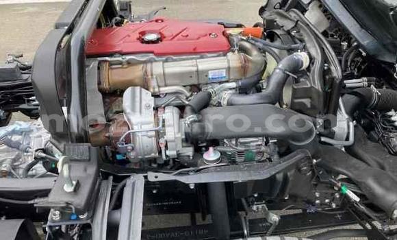 Nunua Ilio tumika Toyota Dyna Nyeupe Gari ndani ya Maputo nchini Maputo Nunua Ilio tumika Toyota Dyna Nyeupe Gari ndani ya Maputo nchini Maputo