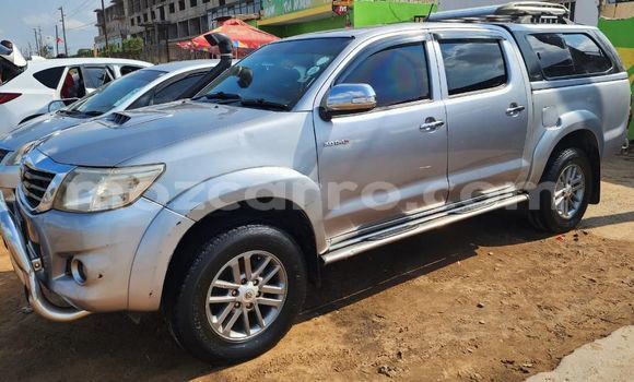 Nunua Ilio tumika Toyota Hilux Nyingine Gari ndani ya Maputo nchini Maputo Nunua Ilio tumika Toyota Hilux Nyingine Gari ndani ya Maputo nchini Maputo