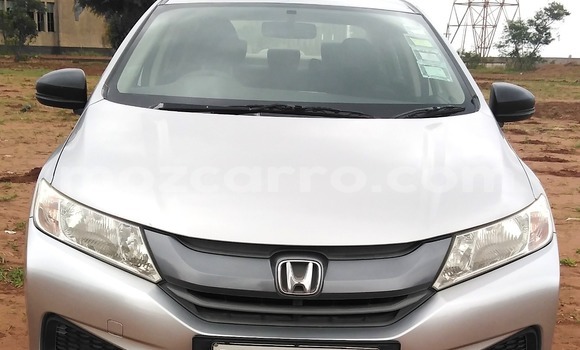 Tenga Tsaru Honda Ballade Sirivha Mota in Maputo in Maputo