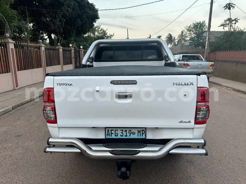 Big with watermark toyota hilux maputo maputo 18365