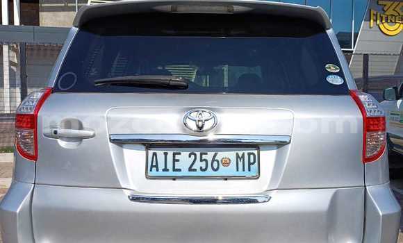 Buy Used Toyota Vanguard Silver Car in Maputo in Maputo Buy Used Toyota Vanguard Silver Car in Maputo in Maputo